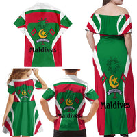 Maldives National Flag and Emblem Family Matching Off Shoulder Maxi Dress and Hawaiian Shirt with Green Red White Colorblock Design