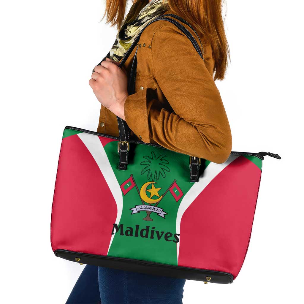 Maldives National Flag and Emblem Leather Tote Bag with Green Red White Colorblock Design