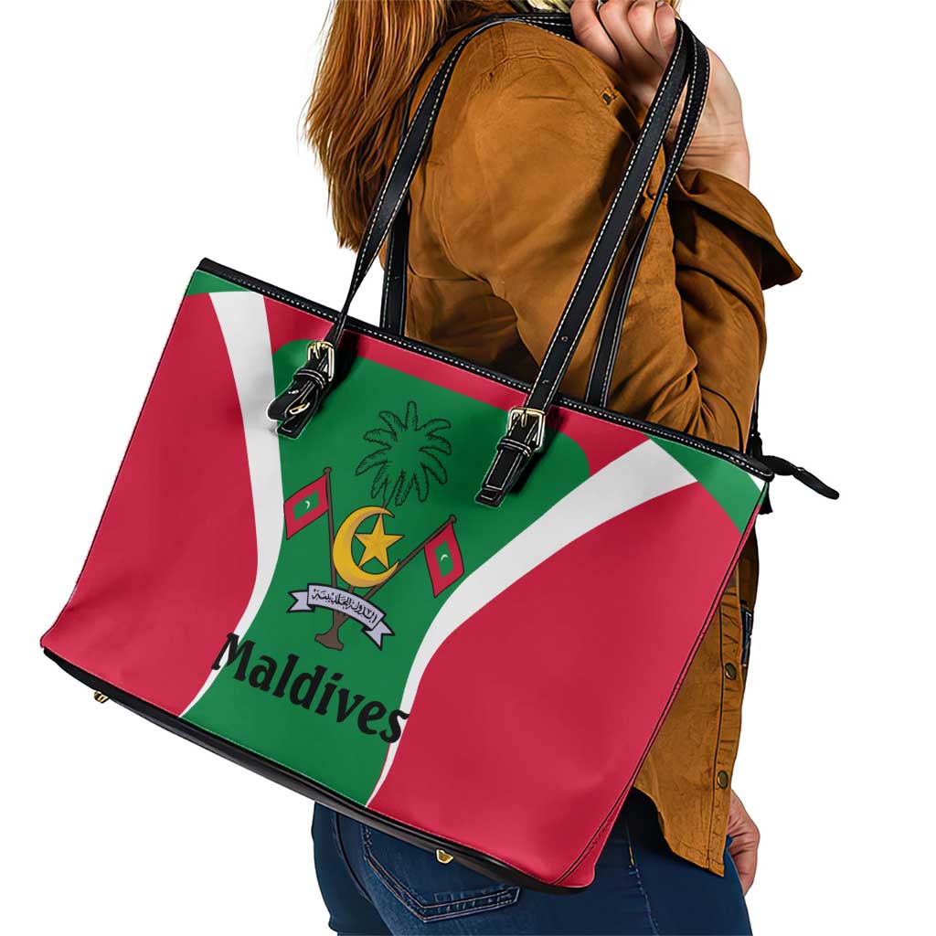 Maldives National Flag and Emblem Leather Tote Bag with Green Red White Colorblock Design