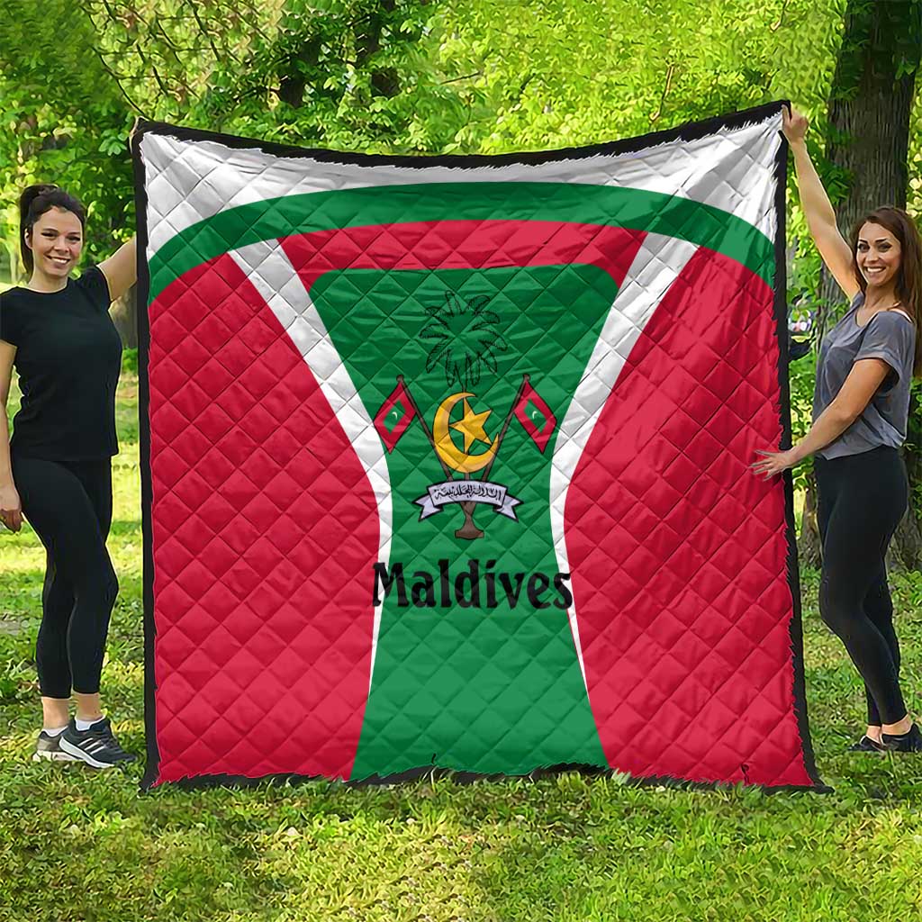 Maldives National Flag and Emblem Quilt with Green Red White Colorblock Design
