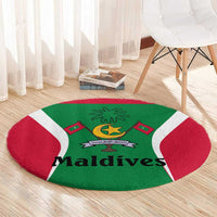 Maldives National Flag and Emblem Round Carpet with Green Red White Colorblock Design