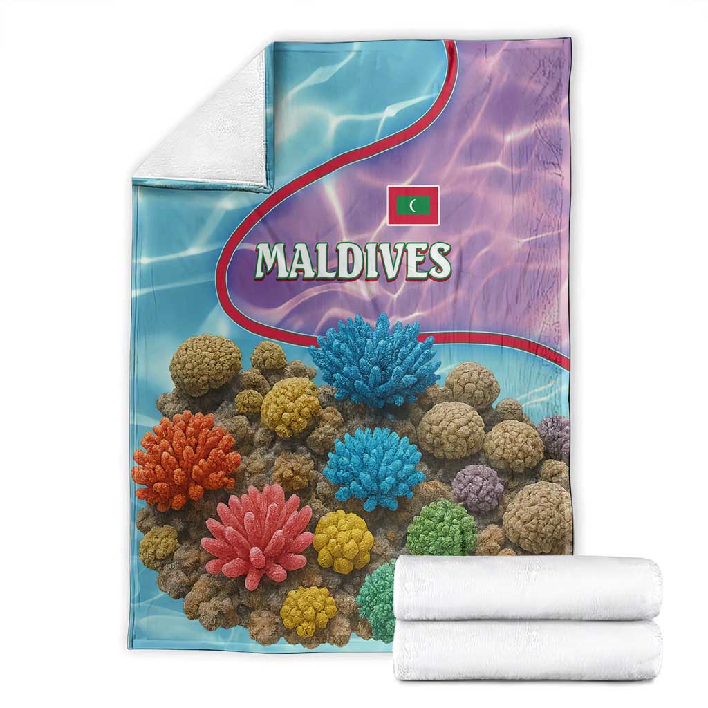 Maldives Coral Reef Ocean Print Blanket with Underwater Pastel Blue and Purple Design