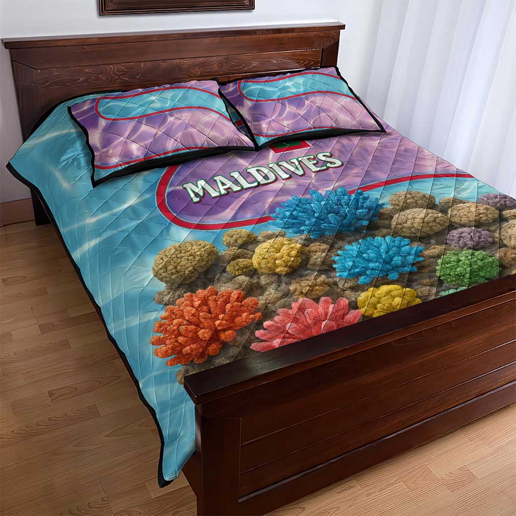 Maldives Coral Reef Ocean Print Quilt Bed Set with Underwater Pastel Blue and Purple Design