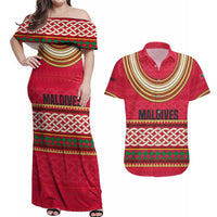 Maldives Tribal Heritage Red Couples Matching Off Shoulder Maxi Dress and Hawaiian Shirt with Cultural Geometric Pattern and Island Flag Print