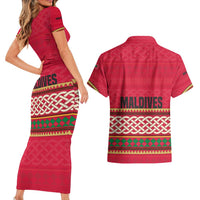 Maldives Tribal Heritage Red Couples Matching Short Sleeve Bodycon Dress and Hawaiian Shirt with Cultural Geometric Pattern and Island Flag Print