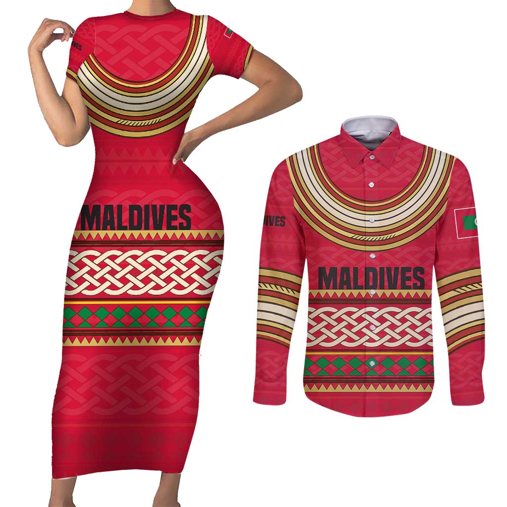 Maldives Tribal Heritage Red Couples Matching Short Sleeve Bodycon Dress and Long Sleeve Button Shirt with Cultural Geometric Pattern and Island Flag Print