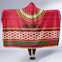 Maldives Tribal Heritage Red Hooded Blanket with Cultural Geometric Pattern and Island Flag Print