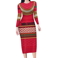 Maldives Tribal Heritage Red Long Sleeve Bodycon Dress with Cultural Geometric Pattern and Island Flag Print