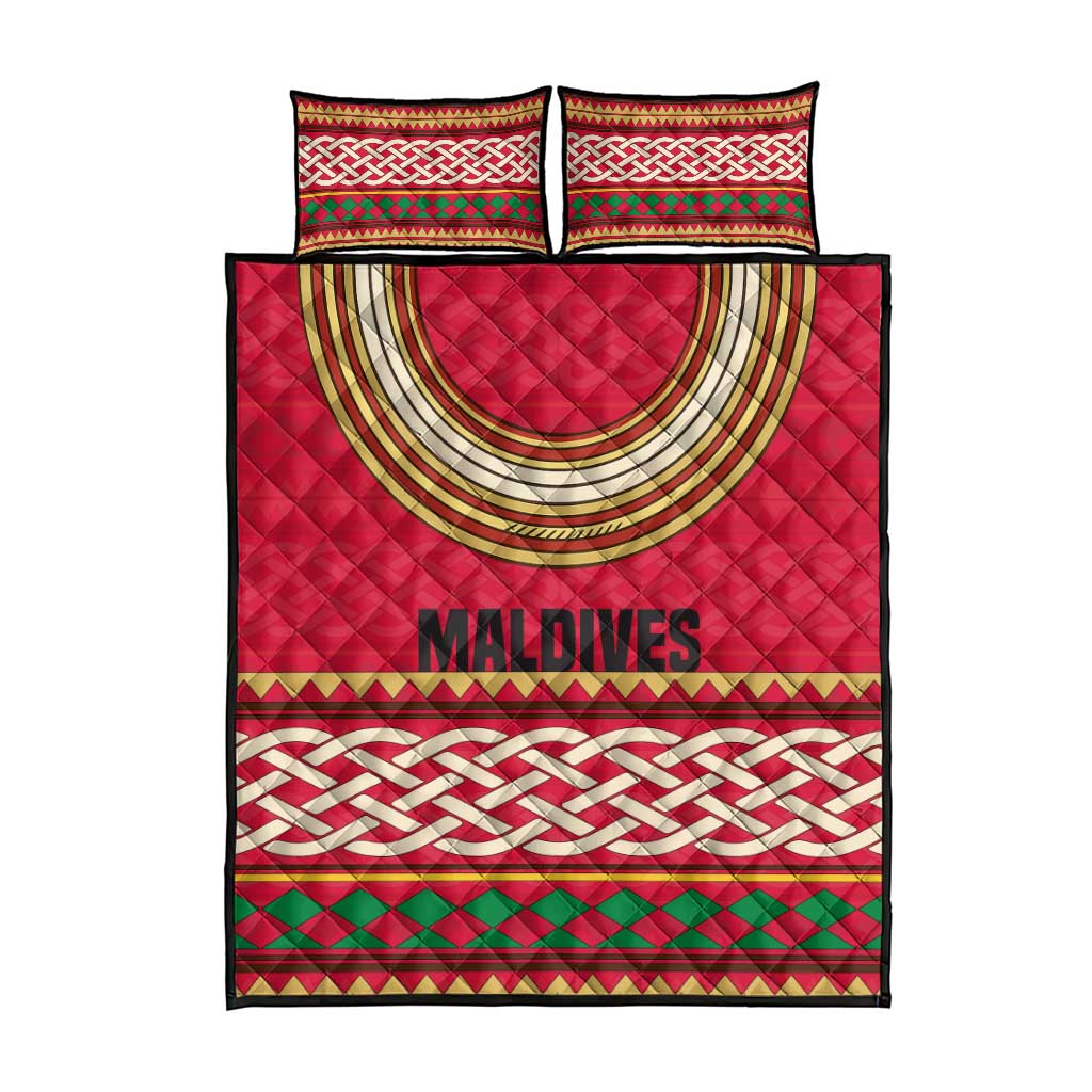 Maldives Tribal Heritage Red Quilt Bed Set with Cultural Geometric Pattern and Island Flag Print