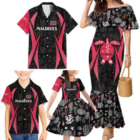 Maldives Dive Turtle Family Matching Mermaid Dress and Hawaiian Shirt with Coral Reef Pattern and Island Spirit Slogan