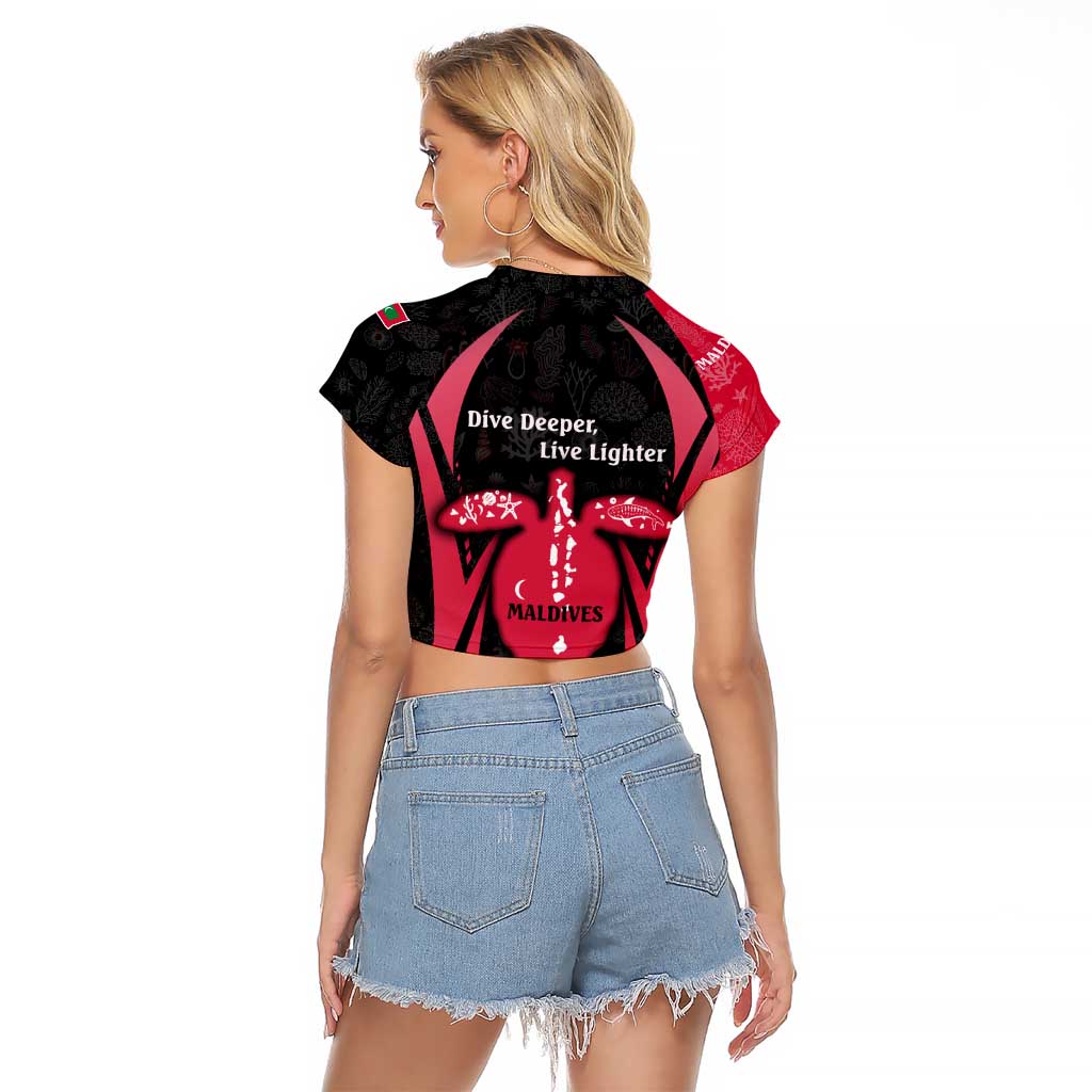 Maldives Dive Turtle Raglan Cropped T Shirt with Coral Reef Pattern and Island Spirit Slogan