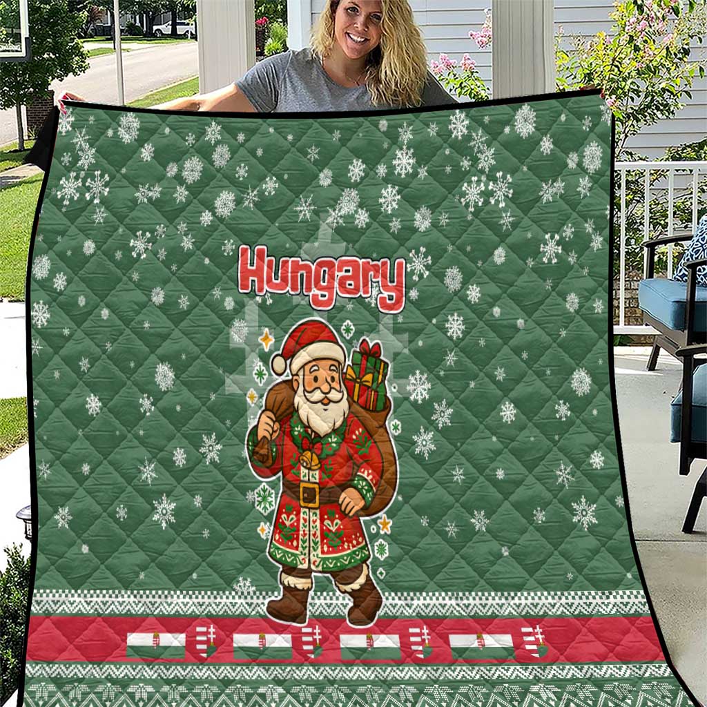 Hungary Christmas Quilt with Green Snowflake Pattern Santa Claus Motif - Wonder Print Shop