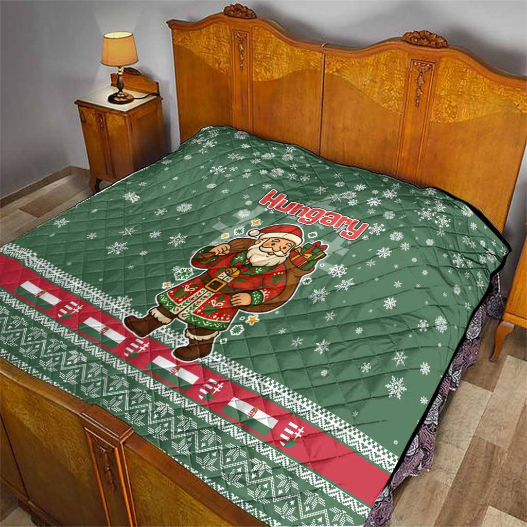 Hungary Christmas Quilt with Green Snowflake Pattern Santa Claus Motif - Wonder Print Shop