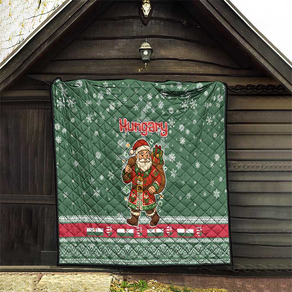 Hungary Christmas Quilt with Green Snowflake Pattern Santa Claus Motif - Wonder Print Shop