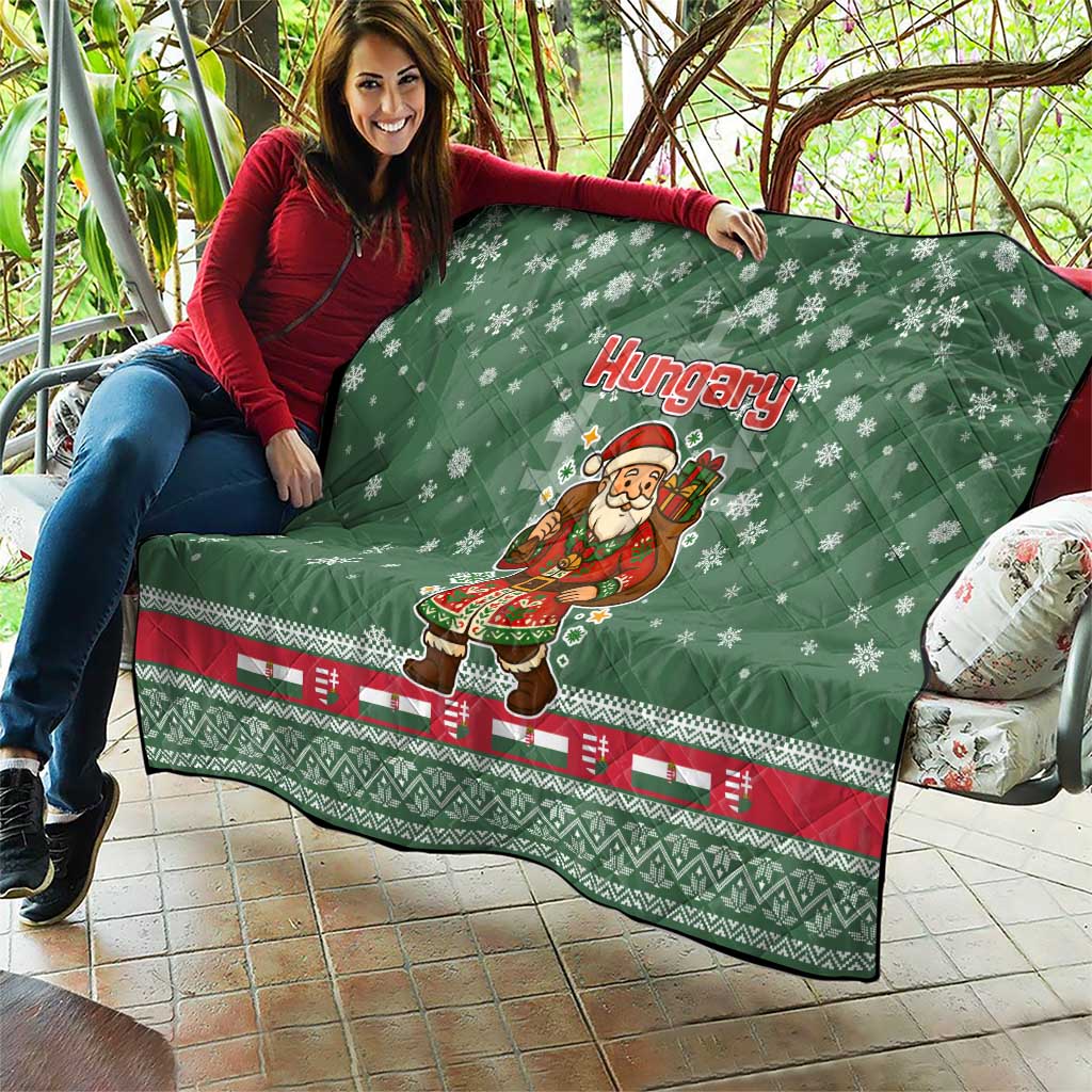 Hungary Christmas Quilt with Green Snowflake Pattern Santa Claus Motif - Wonder Print Shop