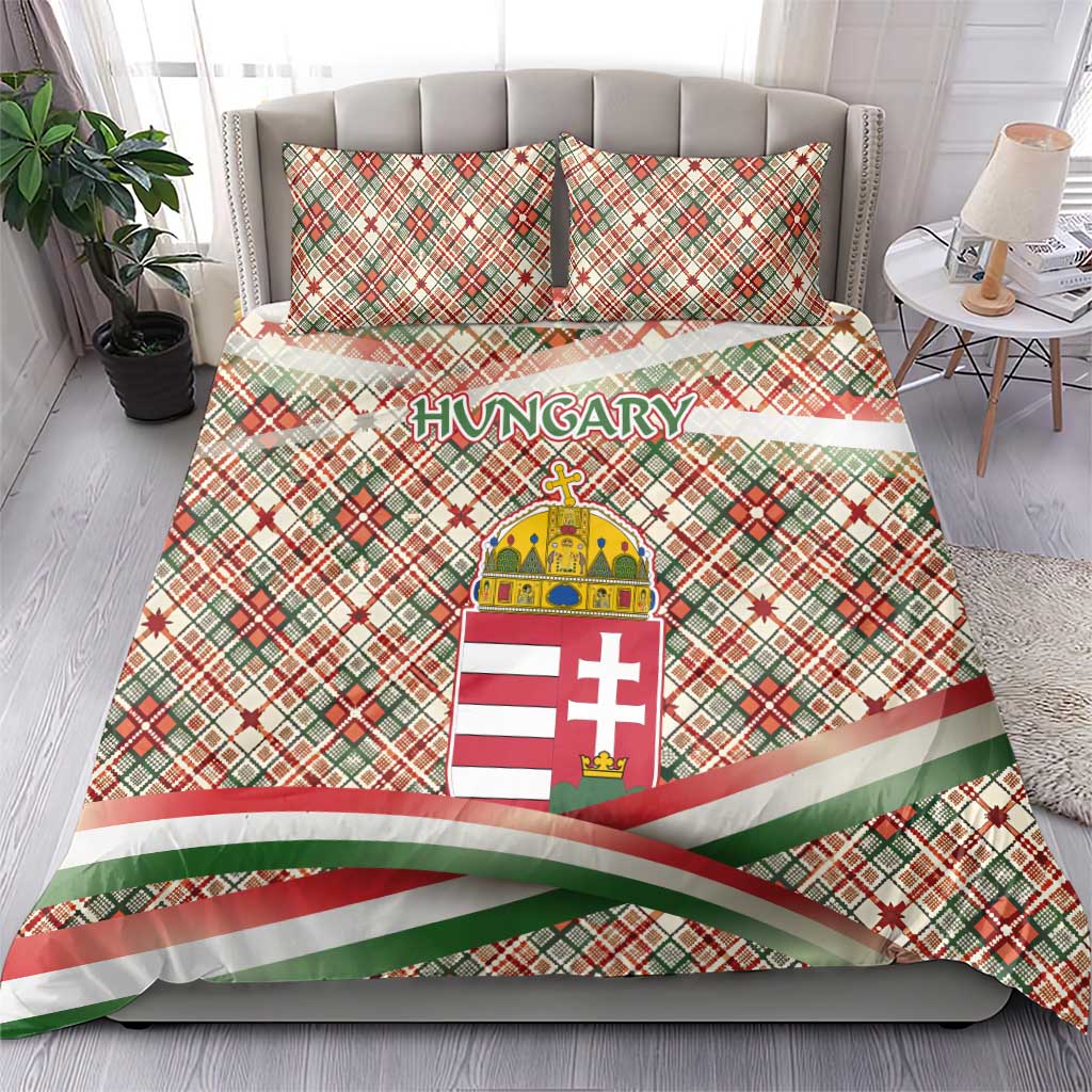 Hungary Christmas Bedding Set with Red Green Plaid Pattern Crown and Double Cross Motif - Wonder Print Shop