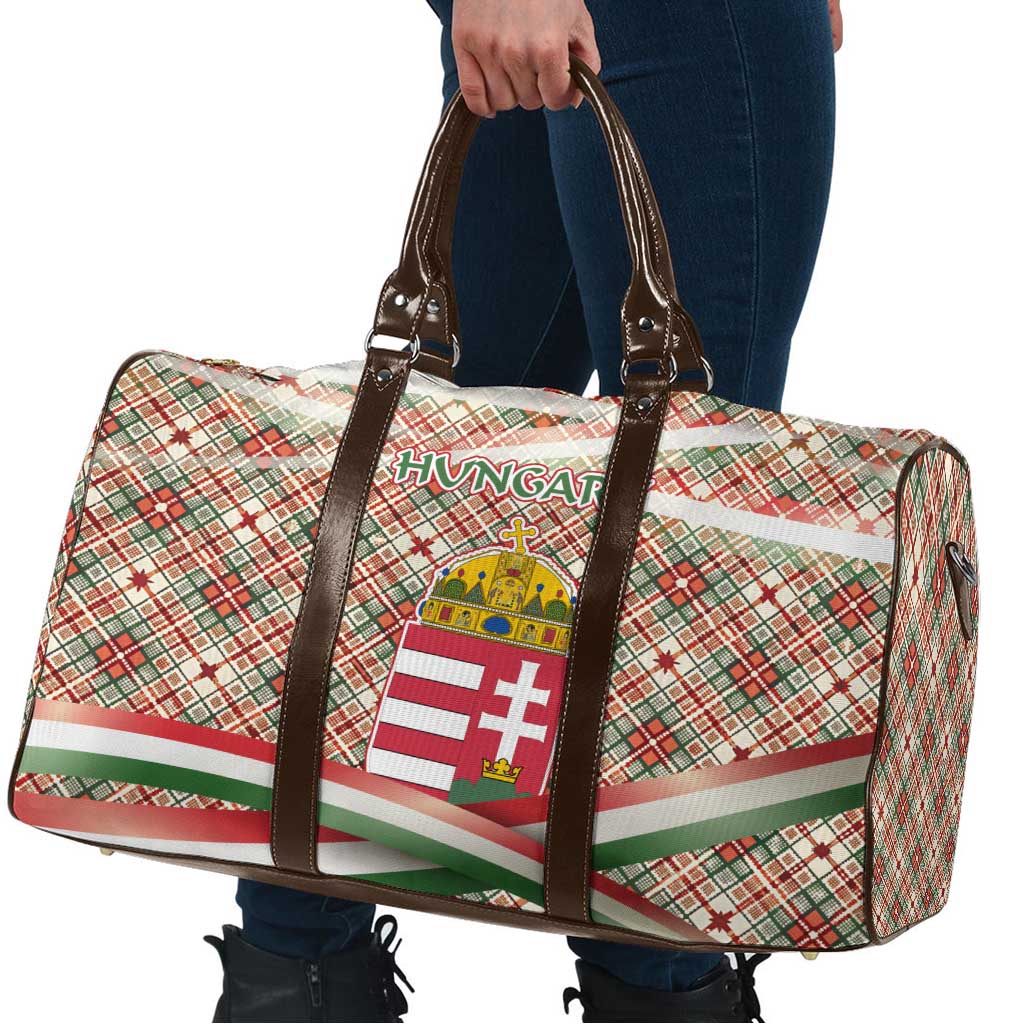 Hungary Christmas Travel Bag with Red Green Plaid Pattern Crown and Double Cross Motif - Wonder Print Shop