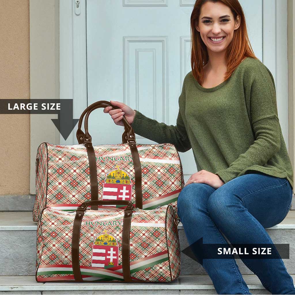 Hungary Christmas Travel Bag with Red Green Plaid Pattern Crown and Double Cross Motif - Wonder Print Shop