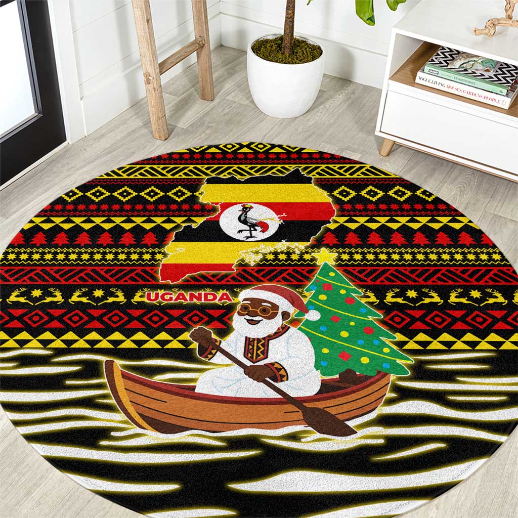 Uganda Christmas Round Carpet with Santa in Canoe Christmas Tree Uganda Map Flag and Black Red Yellow Tribal Pattern Design - Wonder Print Shop