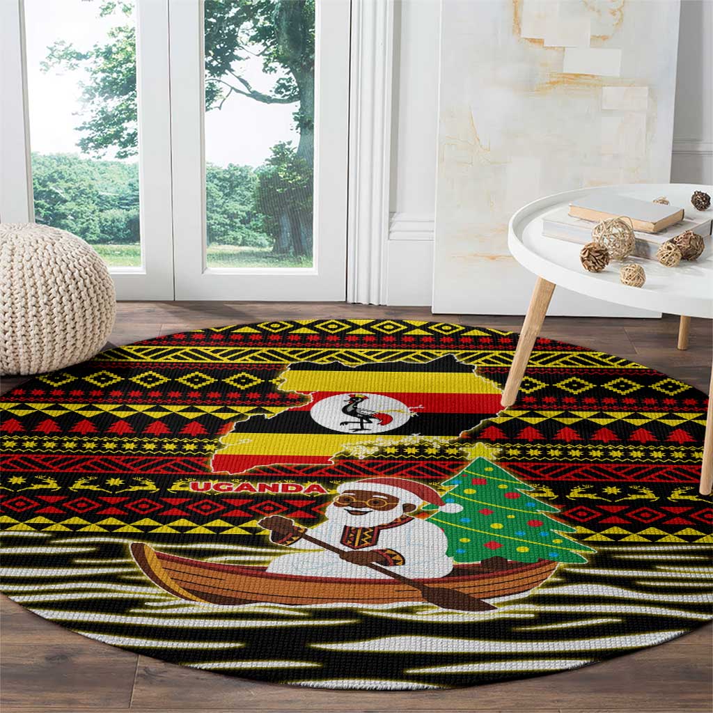 Uganda Christmas Round Carpet with Santa in Canoe Christmas Tree Uganda Map Flag and Black Red Yellow Tribal Pattern Design - Wonder Print Shop