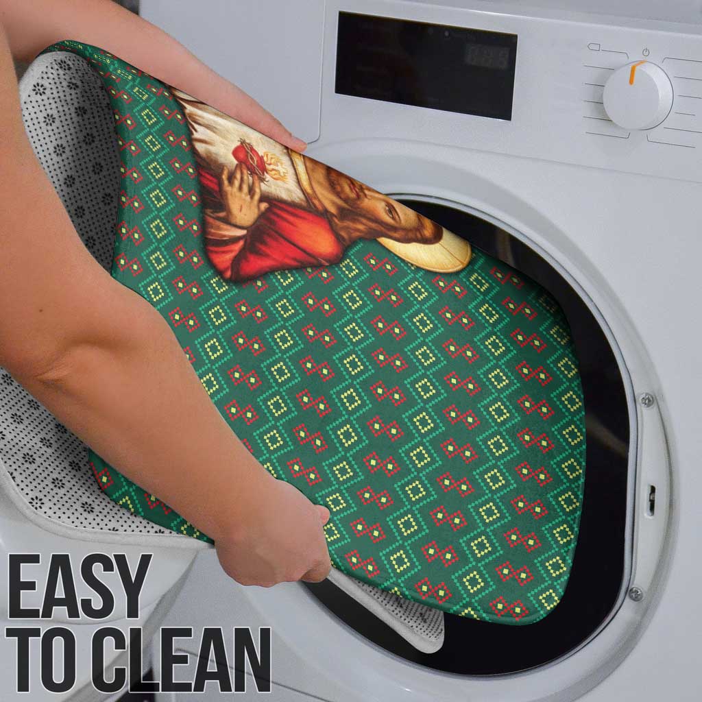 Sacred Heart Jesus Christmas Bathroom Set with Festive Green Knit Pattern - Wonder Print Shop