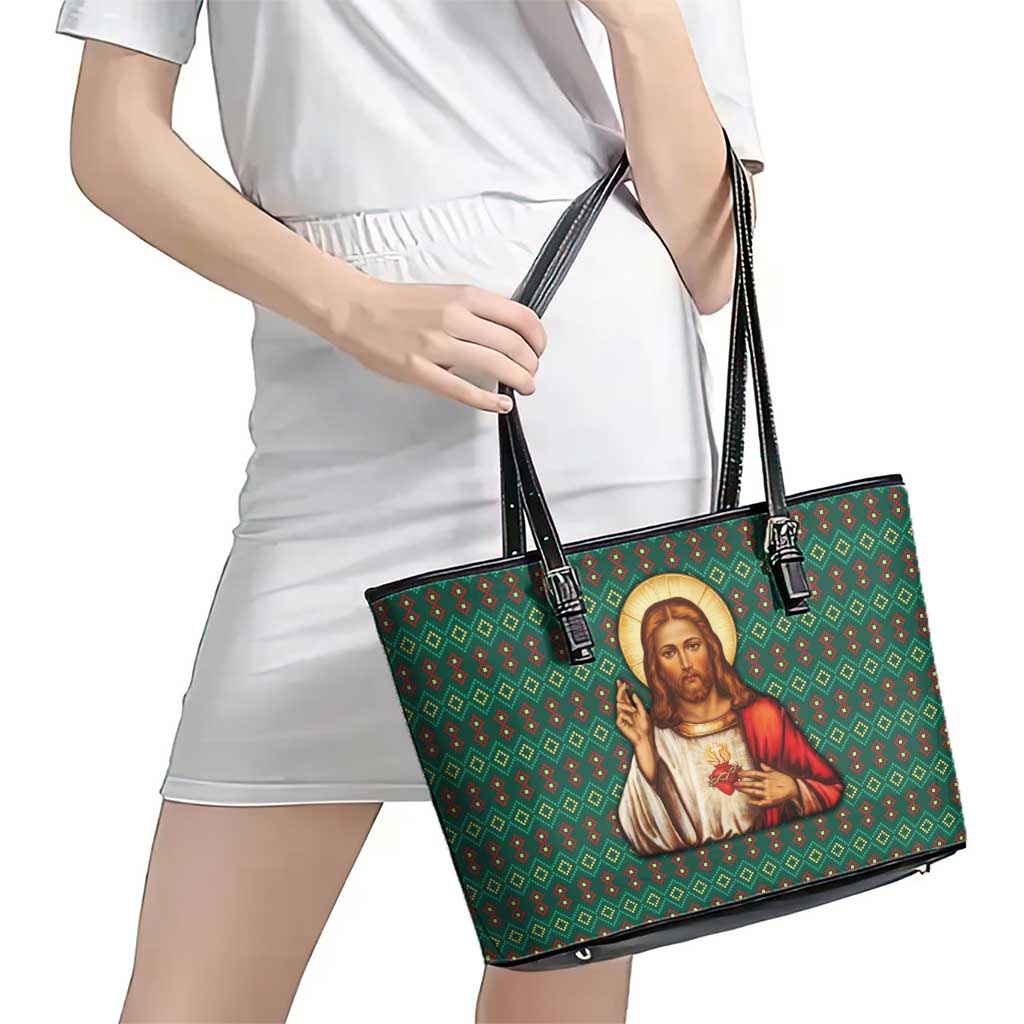 Sacred Heart Jesus Christmas Leather Tote Bag with Festive Green Knit Pattern - Wonder Print Shop