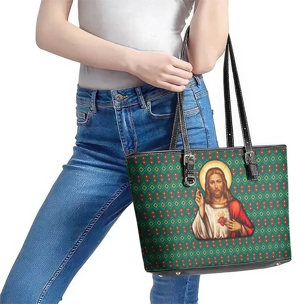 Sacred Heart Jesus Christmas Leather Tote Bag with Festive Green Knit Pattern - Wonder Print Shop