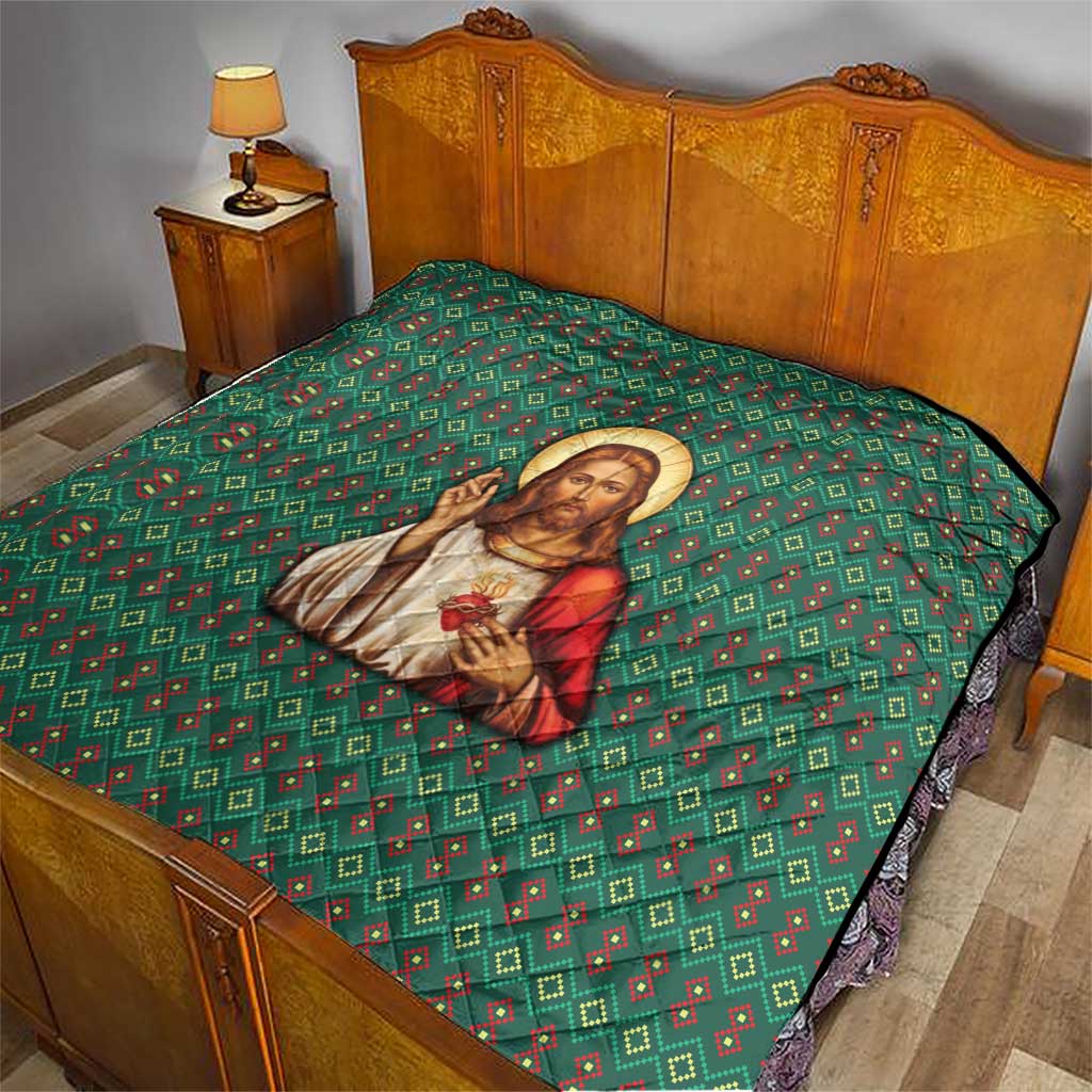Sacred Heart Jesus Christmas Quilt with Festive Green Knit Pattern - Wonder Print Shop