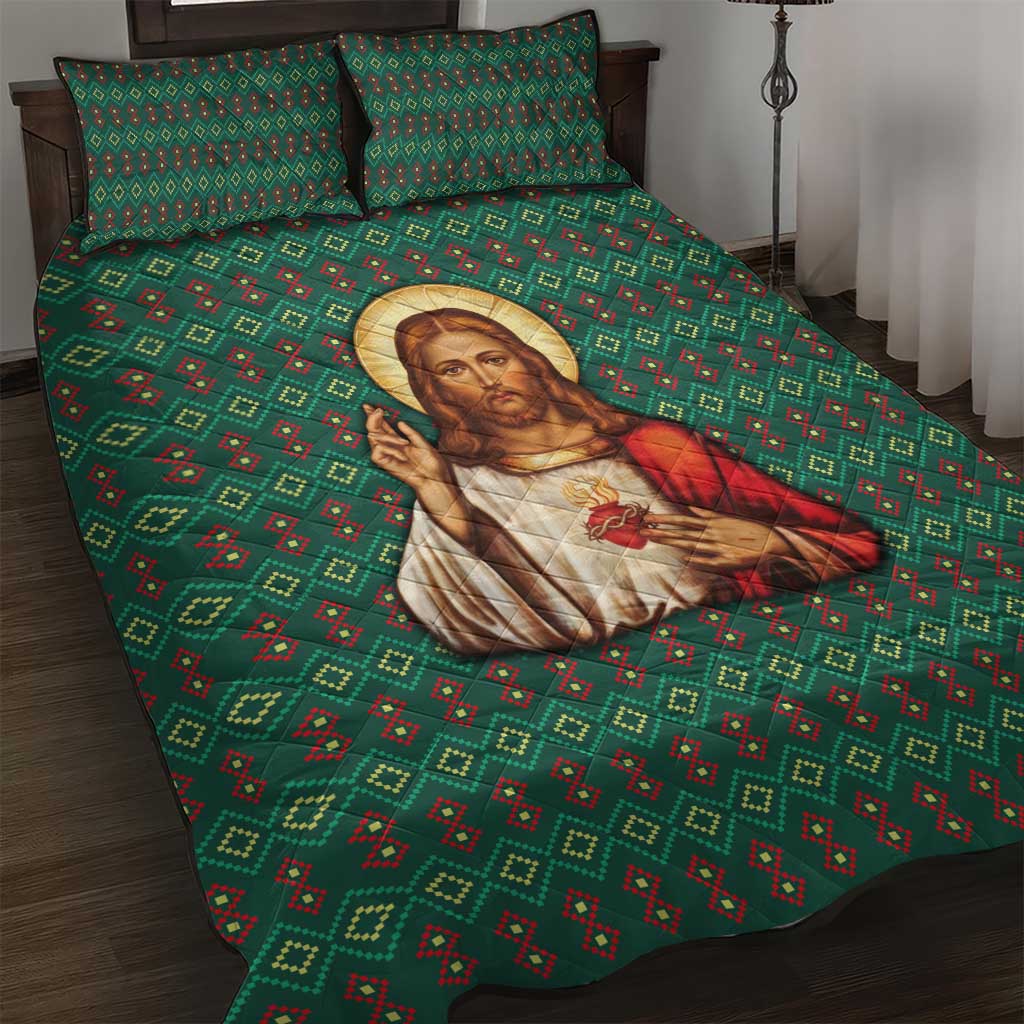 Sacred Heart Jesus Christmas Quilt Bed Set with Festive Green Knit Pattern - Wonder Print Shop