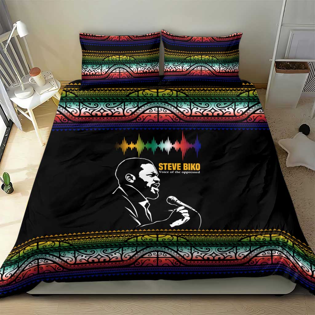 Steve Biko Bedding Set with Microphone Portrait, Black Consciousness Quote and Vibrant Ethnic Wave - Wonder Print Shop