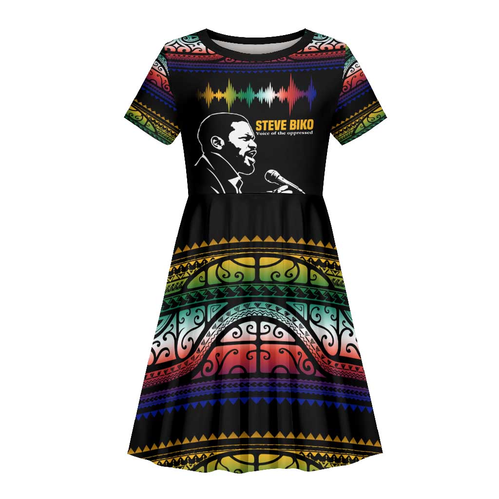 Steve Biko Kid Short Sleeve Dress with Microphone Portrait, Black Consciousness Quote and Vibrant Ethnic Wave - Wonder Print Shop