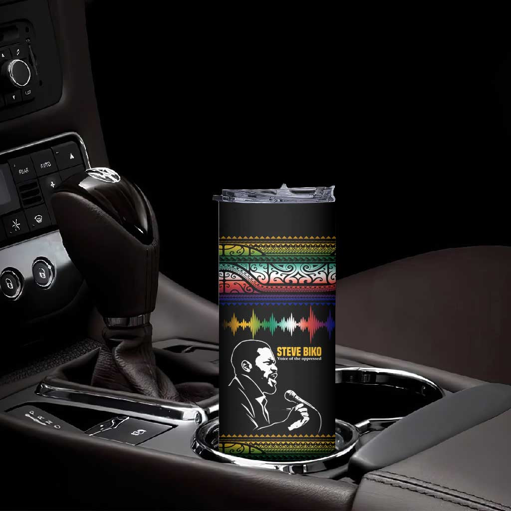 Steve Biko Skinny Tumbler with Microphone Portrait, Black Consciousness Quote and Vibrant Ethnic Wave - Wonder Print Shop