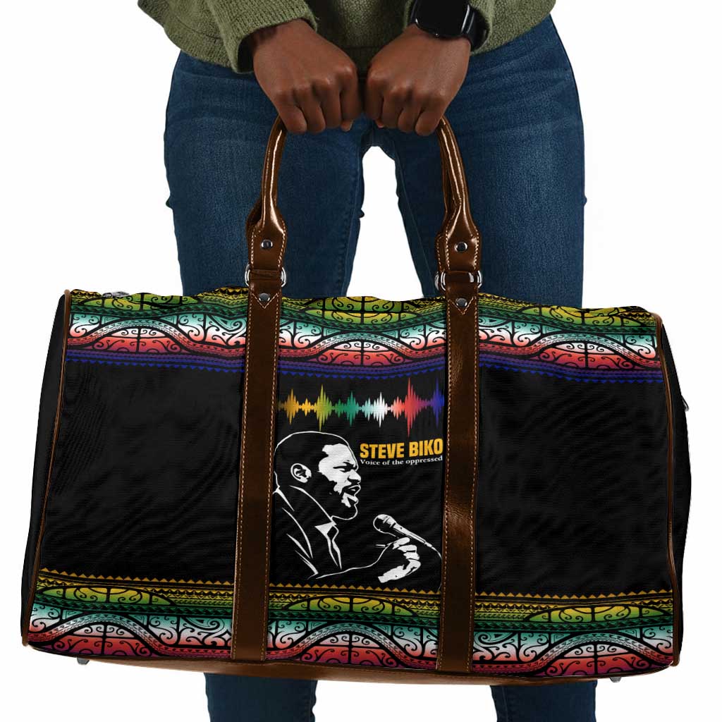 Steve Biko Travel Bag with Microphone Portrait, Black Consciousness Quote and Vibrant Ethnic Wave - Wonder Print Shop