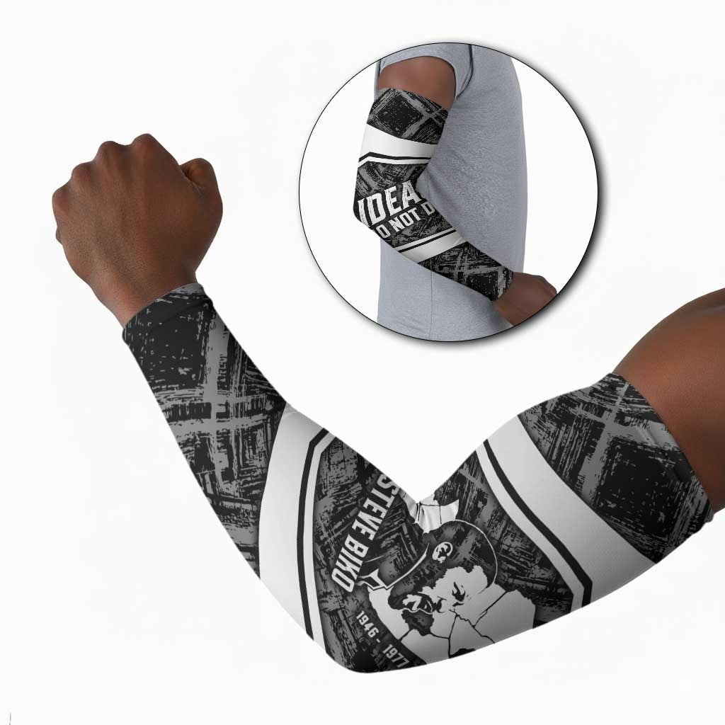 Steve Biko Arm Sleeves with Monochrome Portrait, Ideas Do Not Die Quote - Wonder Print Shop