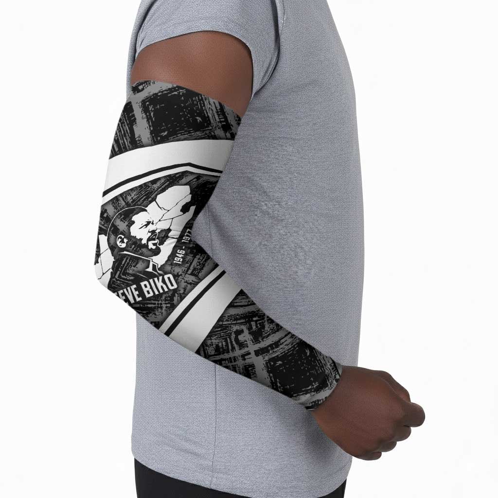 Steve Biko Arm Sleeves with Monochrome Portrait, Ideas Do Not Die Quote - Wonder Print Shop