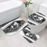 Steve Biko Bathroom Set with Monochrome Portrait, Ideas Do Not Die Quote - Wonder Print Shop