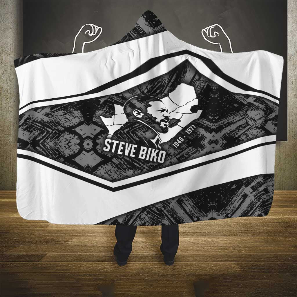 Steve Biko Hooded Blanket with Monochrome Portrait, Ideas Do Not Die Quote - Wonder Print Shop