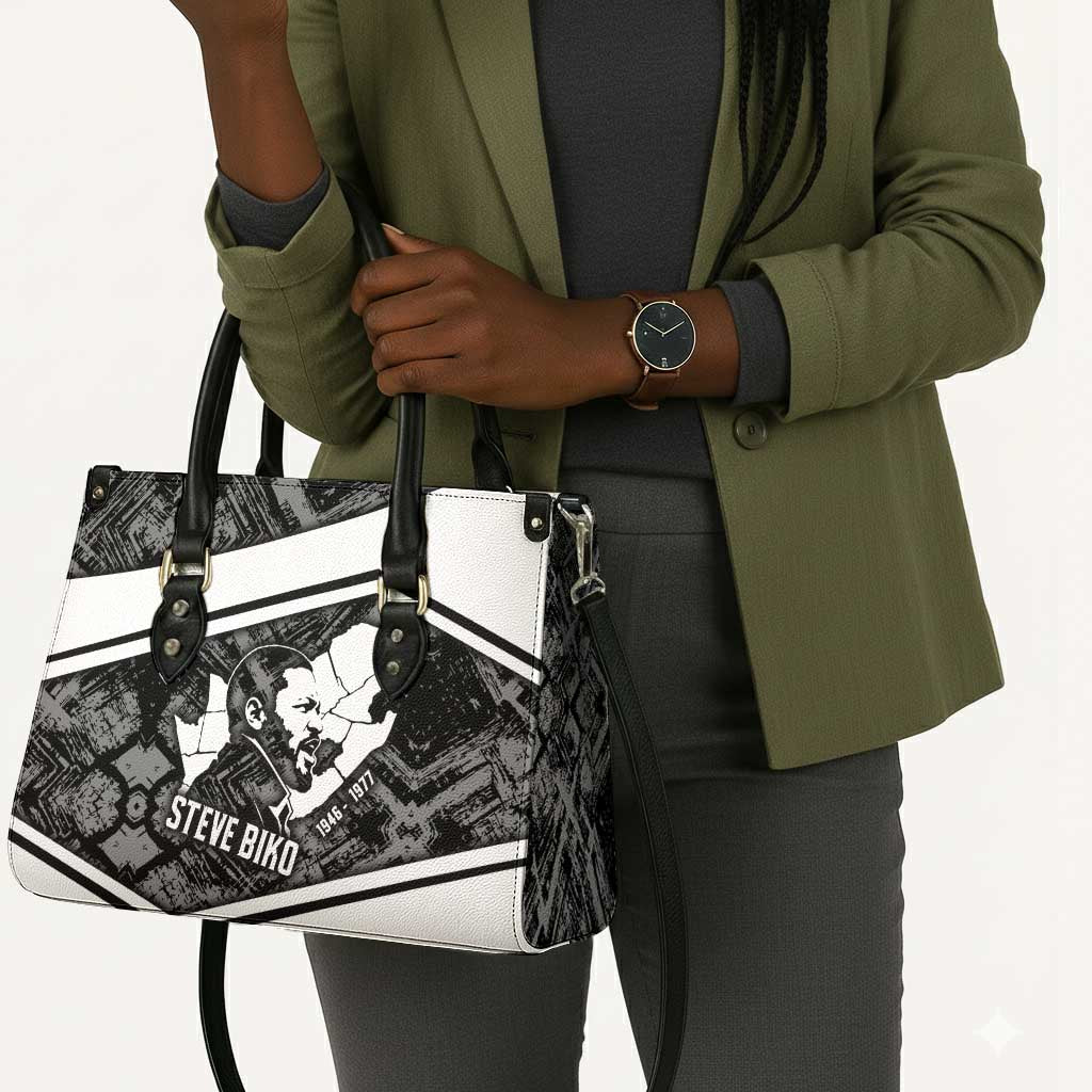 Steve Biko Leather Bag with Monochrome Portrait, Ideas Do Not Die Quote - Wonder Print Shop