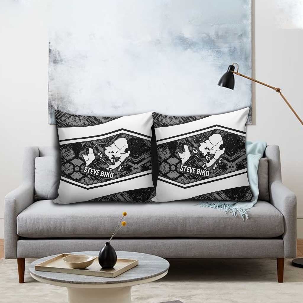 Steve Biko Pillow Cover with Monochrome Portrait, Ideas Do Not Die Quote - Wonder Print Shop