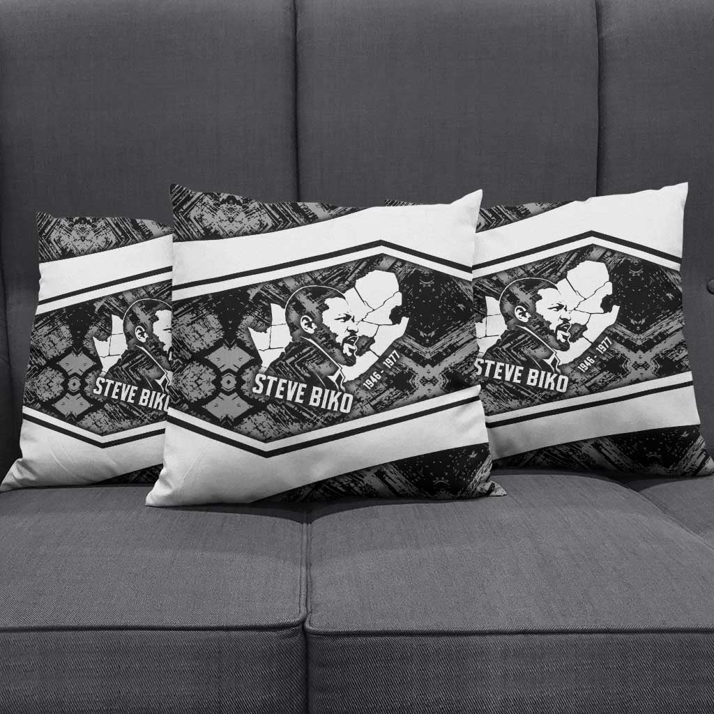 Steve Biko Pillow Cover with Monochrome Portrait, Ideas Do Not Die Quote - Wonder Print Shop