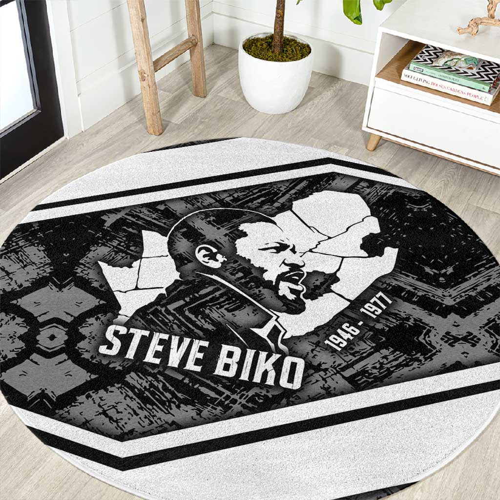 Steve Biko Round Carpet with Monochrome Portrait, Ideas Do Not Die Quote - Wonder Print Shop