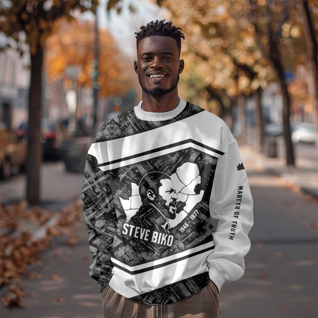 Steve Biko Sweatshirt with Monochrome Portrait, Ideas Do Not Die Quote - Wonder Print Shop