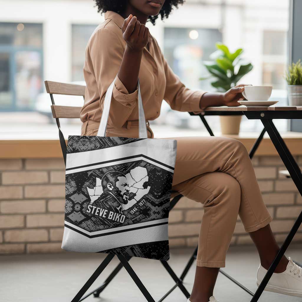 Steve Biko Tote Bag with Monochrome Portrait, Ideas Do Not Die Quote - Wonder Print Shop