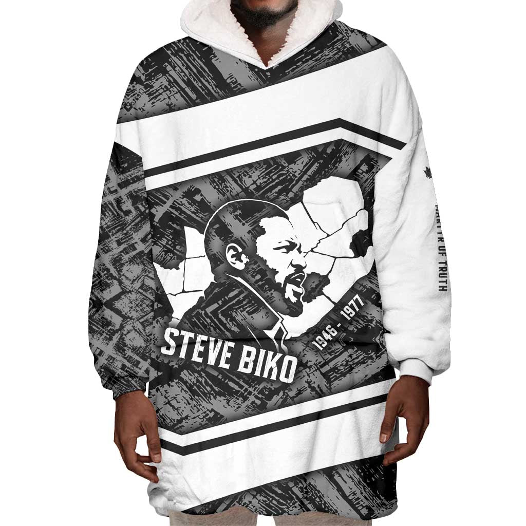 Steve Biko Wearable Blanket Hoodie with Monochrome Portrait, Ideas Do Not Die Quote - Wonder Print Shop