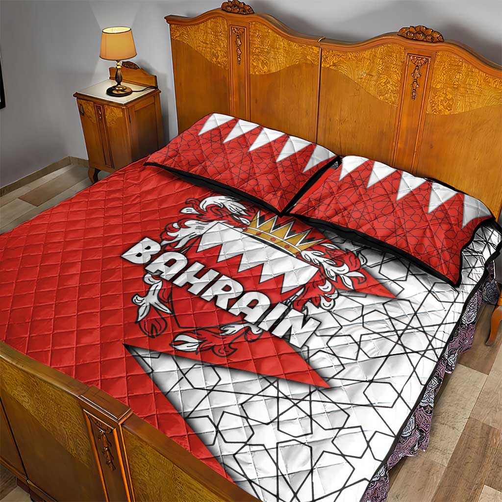 Bahrain Shield Design Quilt Bed Set with Arabesque Tile Motif in Red