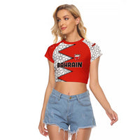 Bahrain Shield Design Raglan Cropped T Shirt with Arabesque Tile Motif in Red
