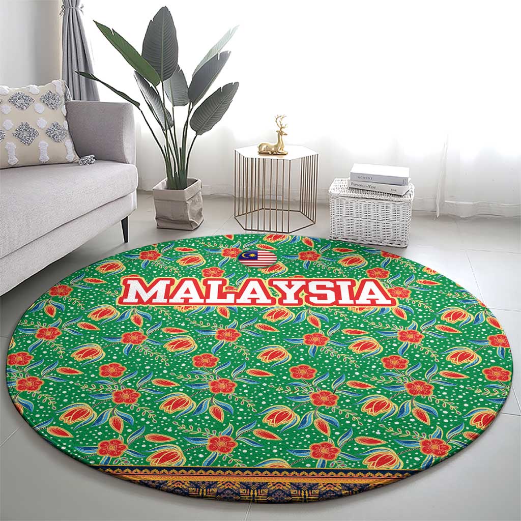 Traditional Malaysian Batik Floral Round Carpet with Green Tulip and Red Blossom Pattern