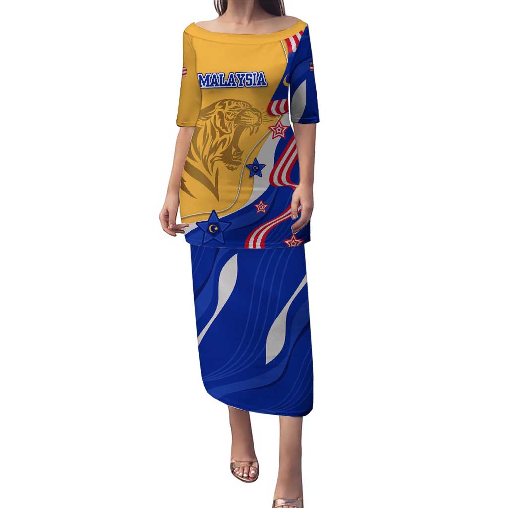 Malaysian Tiger and National Flag Puletasi with Royal Gold and Blue Design