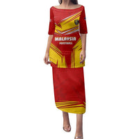 Malaysia Football Family Matching Puletasi and Hawaiian Shirt with Roaring Tiger and Red Yellow National Colors