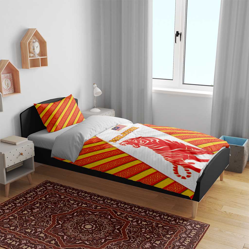 Malaysia National Crest Bedding Set with Red Tiger and Traditional Batik Yellow White